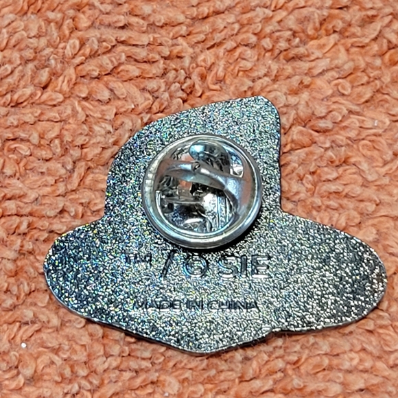 PlayStation Logo Pin - Picture 2 of 4